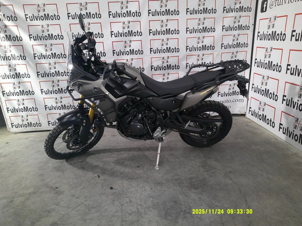 YAMAHA XTZ TENERE 700 4