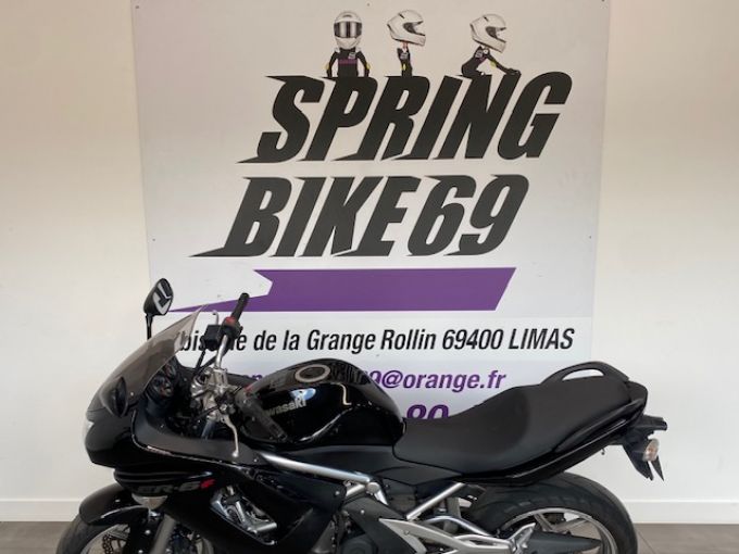 KAWASAKI ER-6 4