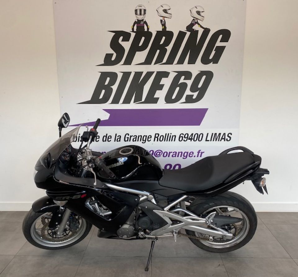 KAWASAKI ER-6 4