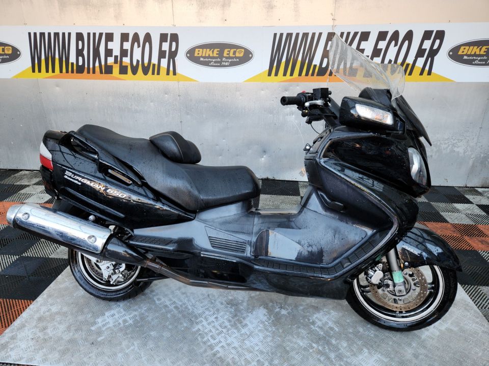SUZUKI BURGMAN 650 4