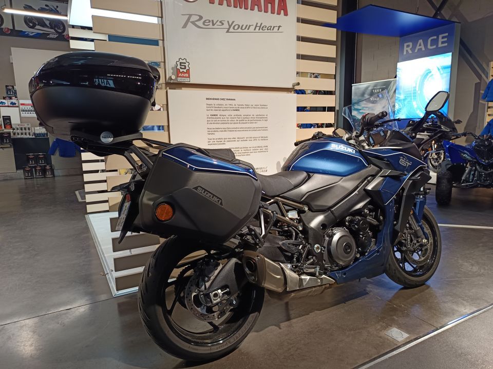 SUZUKI GSX-S 1000 4