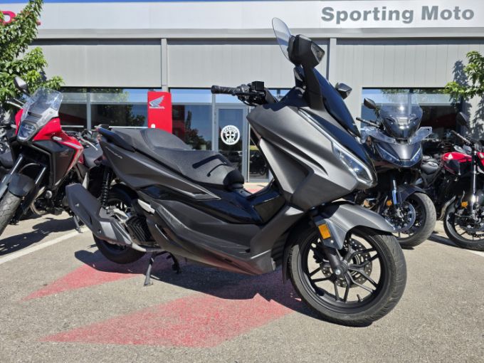 HONDA FORZA 125 ABS 4