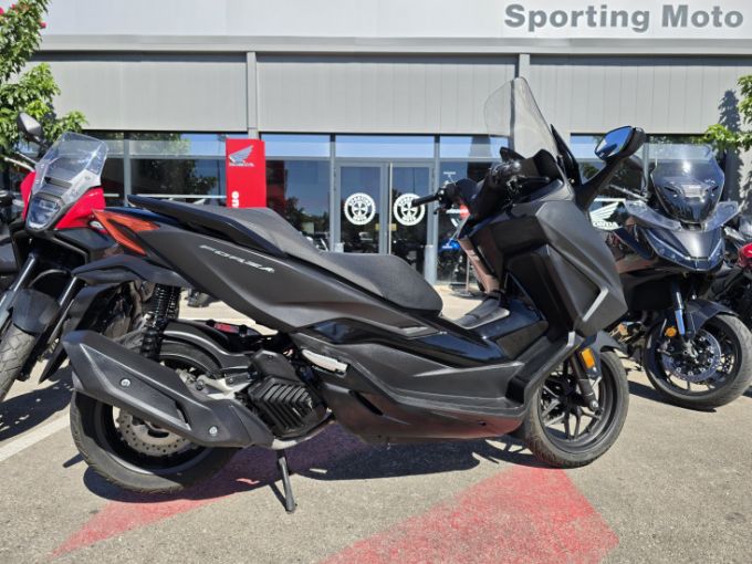 HONDA FORZA 125 ABS 4
