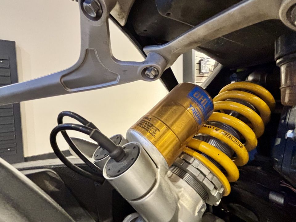 TRIUMPH SPEED TRIPLE 1200 RR 4