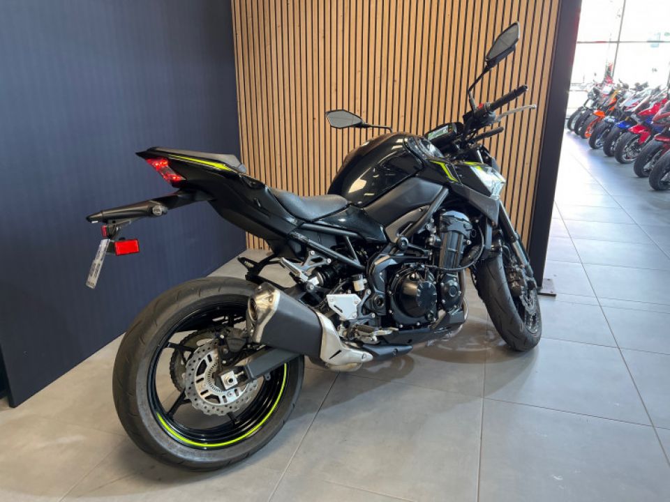 KAWASAKI Kawazaki Z900 4