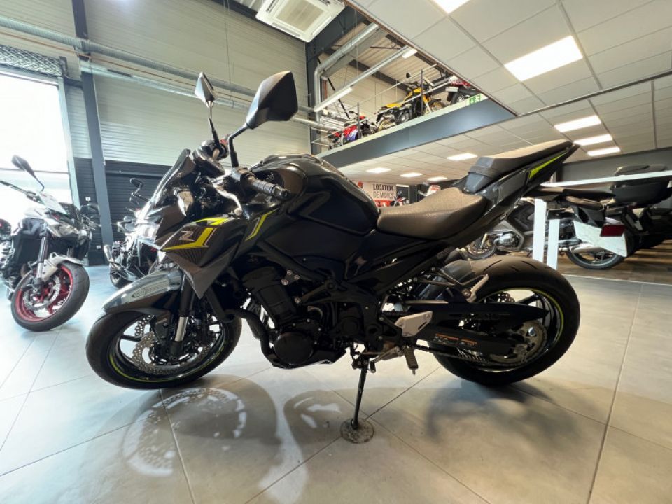 KAWASAKI Kawazaki Z900 4