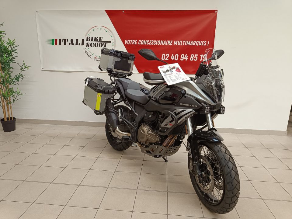 QJ MOTOR SRT 600 SX Touring 4