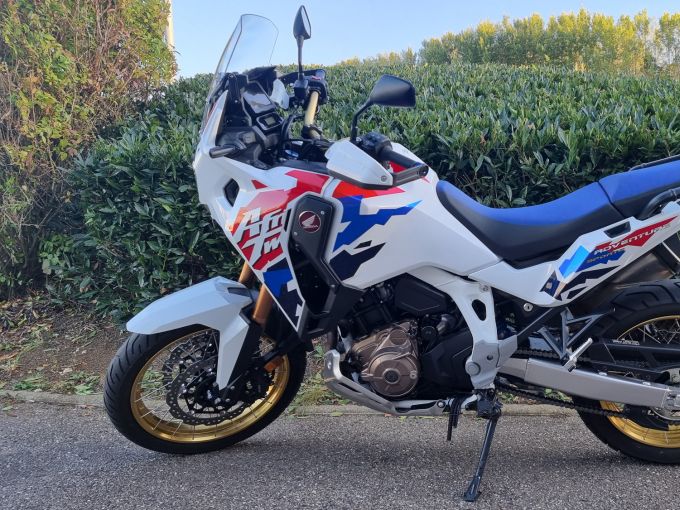 HONDA AFRICA TWIN CRF1000D DCT 4