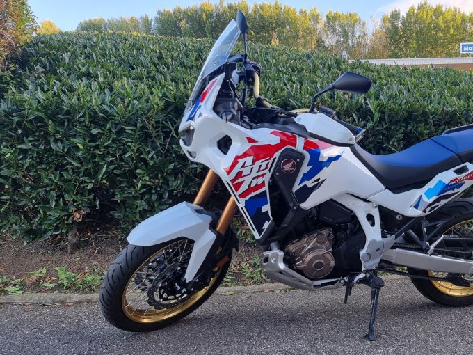 HONDA AFRICA TWIN CRF1000D DCT 4