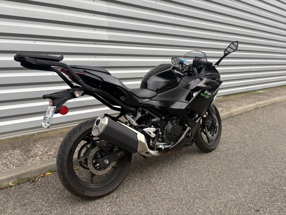 KAWASAKI Ninja 500 4