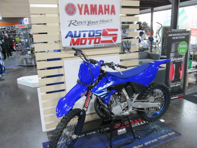 YAMAHA 250 YZ 2025 4