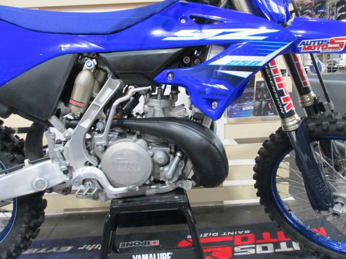 YAMAHA 250 YZ 2025 4
