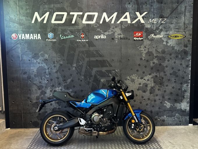 YAMAHA XSR 900 4