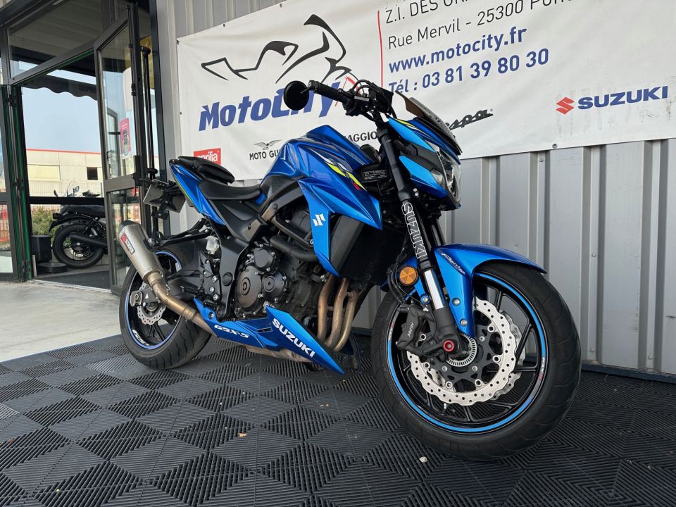 SUZUKI GSX-S 750 4