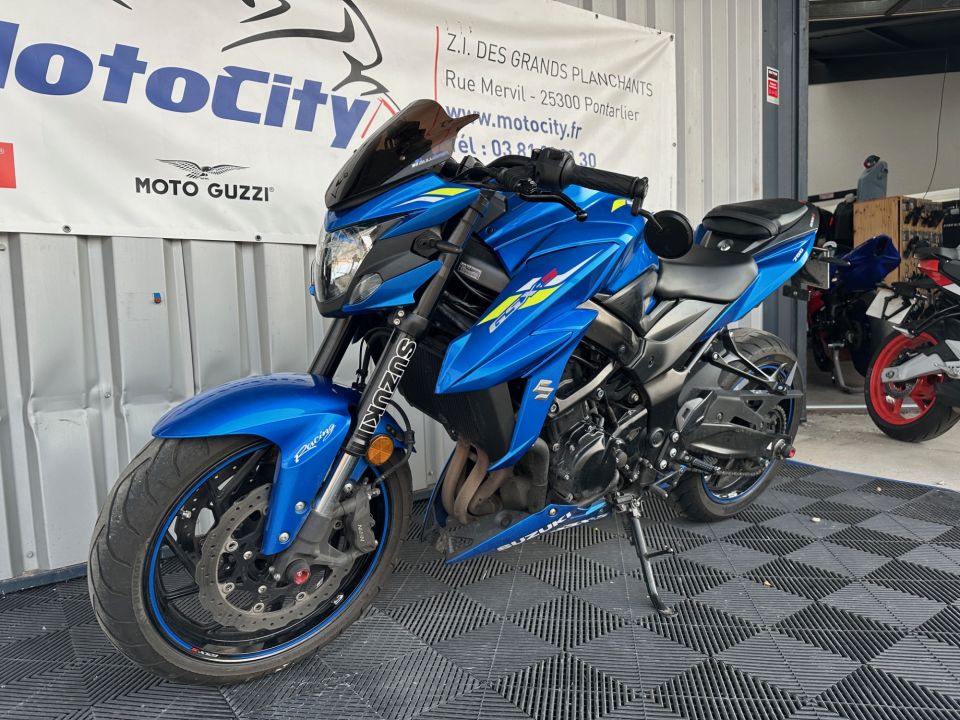 SUZUKI GSX-S 750 4