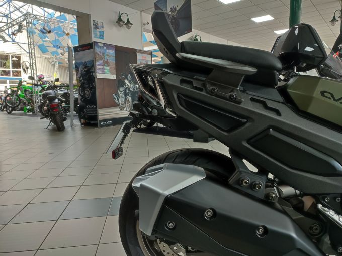 KYMCO CV3 550 4
