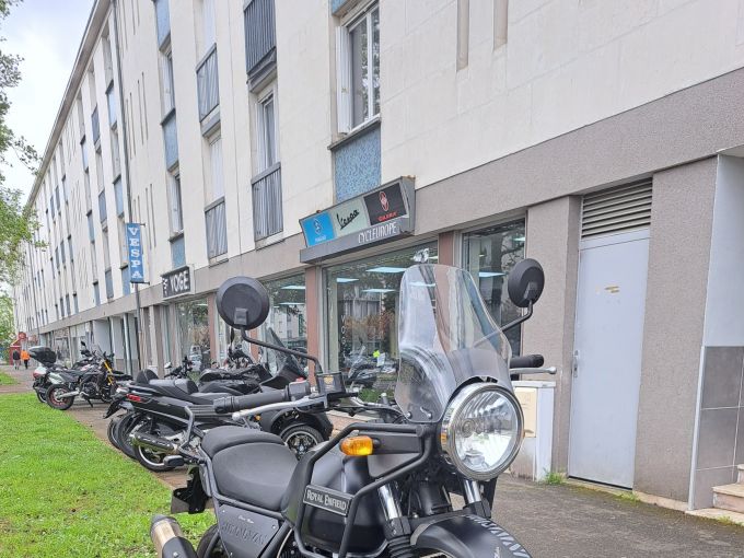ROYAL ENFIELD HYMALAYAN 400 4