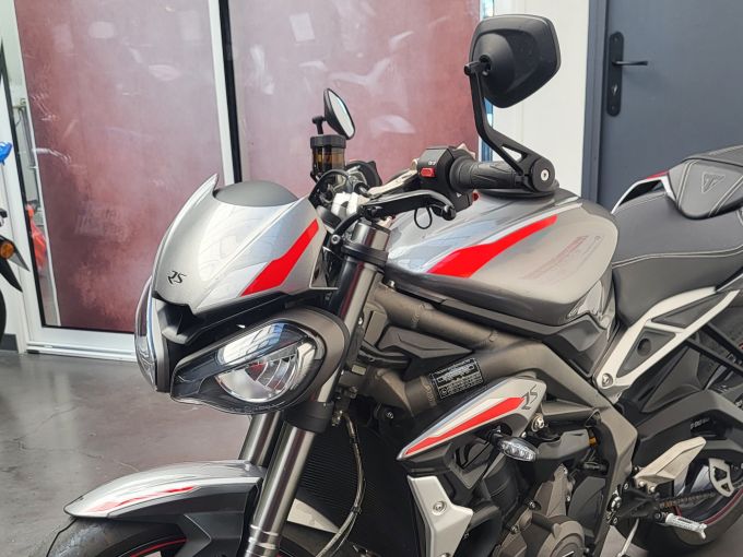 TRIUMPH STREET TRIPLE 765 RS 4