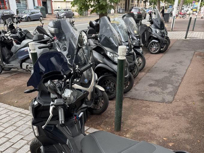 APRILIA SR 125 GT 4
