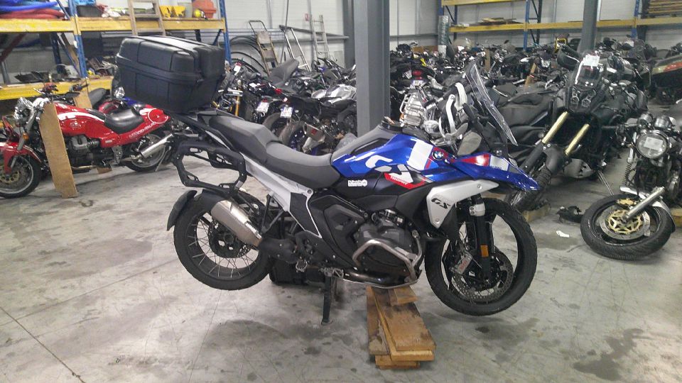 BMW R 1300 GS 4
