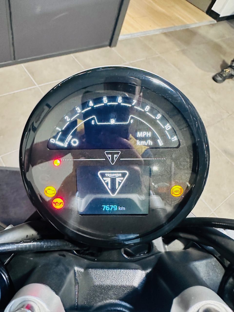 TRIUMPH TRIDENT 660 4