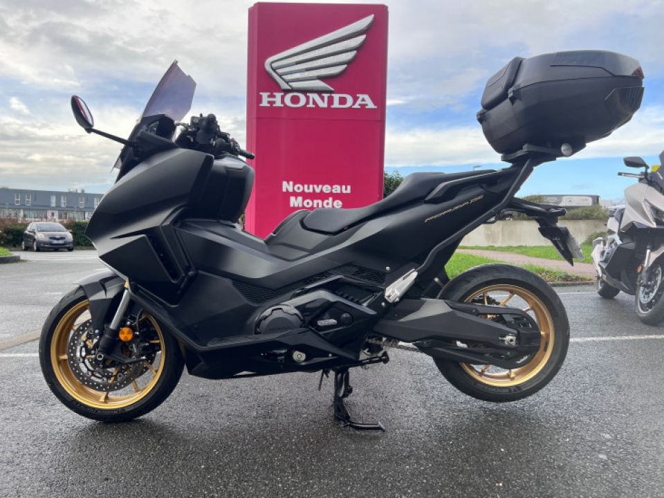 HONDA NSS FORZA 750 4