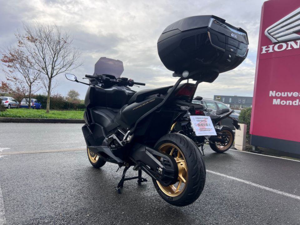 HONDA NSS FORZA 750 4