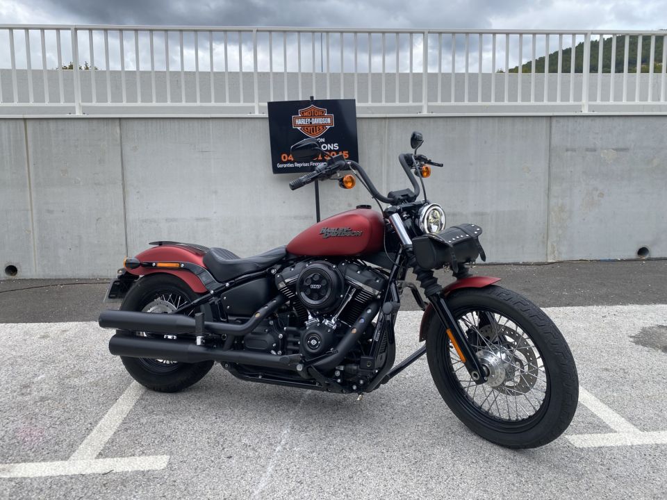 HARLEY-DAVIDSON SOFTAIL STREET BOB 1745 4