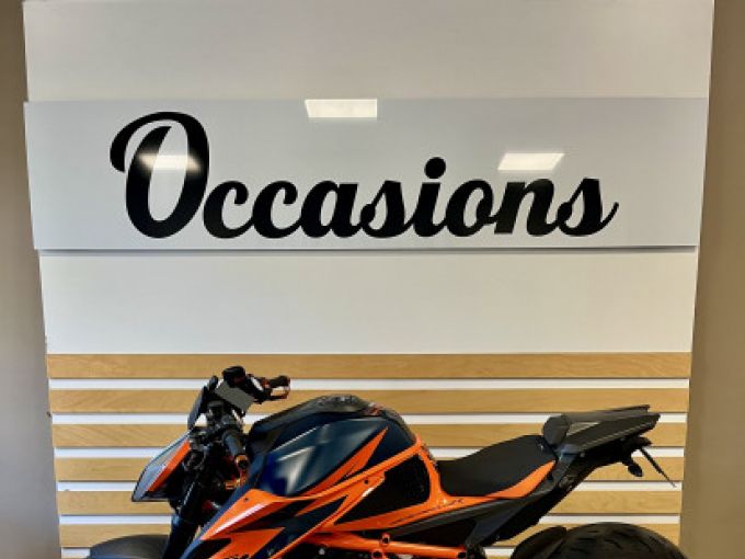 KTM 1290 SUPER DUKE R 4