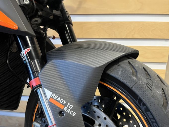 KTM 1290 SUPER DUKE R 4
