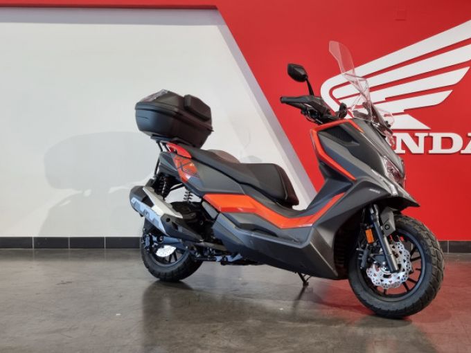 YAMAHA DTX 125 4