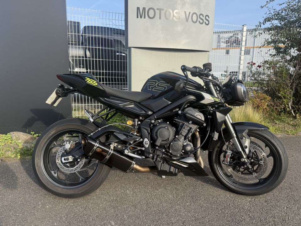 TRIUMPH STREET TRIPLE 765 RS 4
