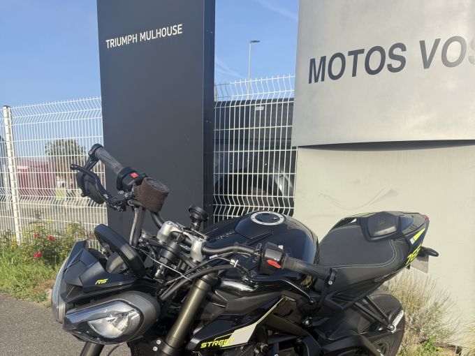 TRIUMPH STREET TRIPLE 765 RS 4