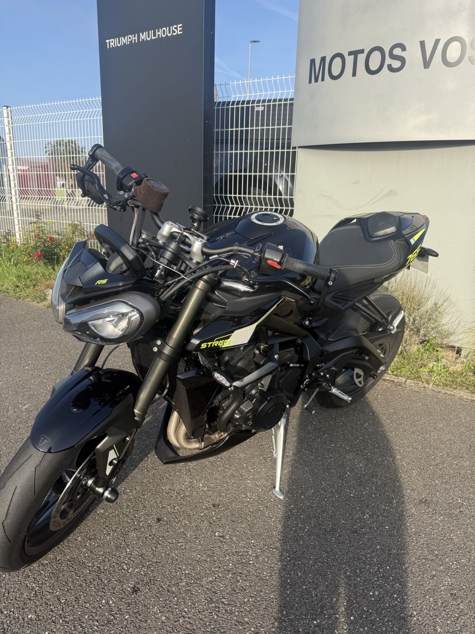 TRIUMPH STREET TRIPLE 765 RS 4