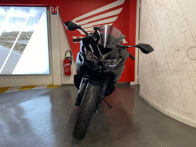 KAWASAKI ZX-4R 4