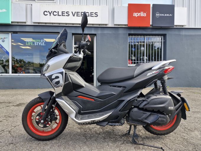APRILIA SR GT 125 SPORT 4