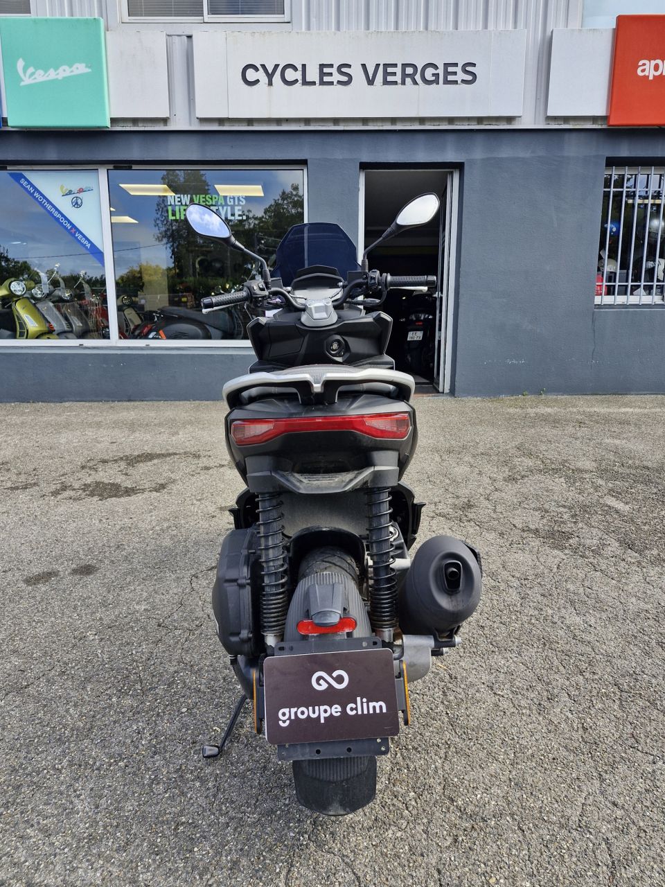 APRILIA SR GT 125 SPORT 4