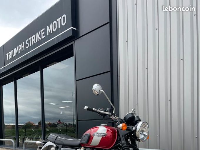 TRIUMPH BONNEVILLE T120 1200 4