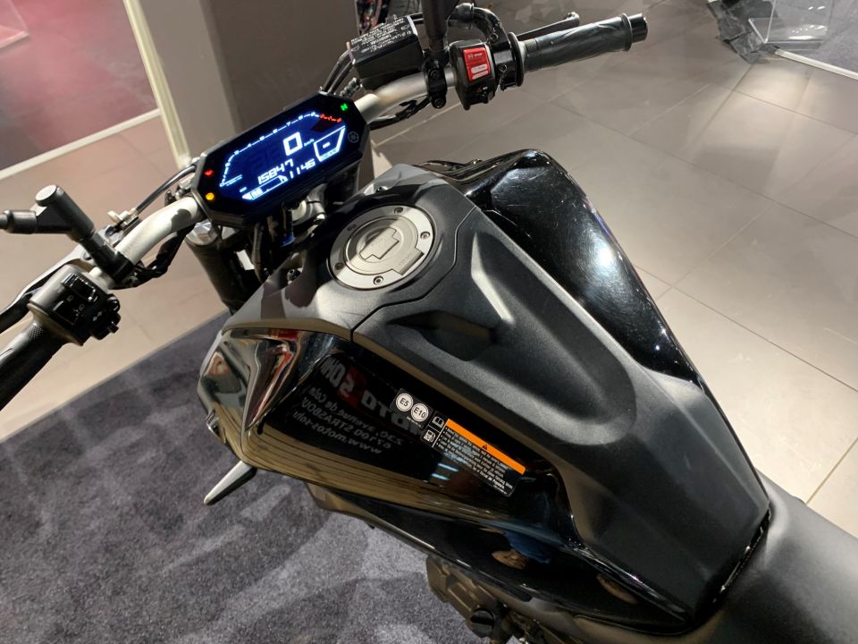YAMAHA MT-07 PURE 35KW 4