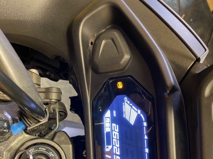 YAMAHA TRACER 7 4