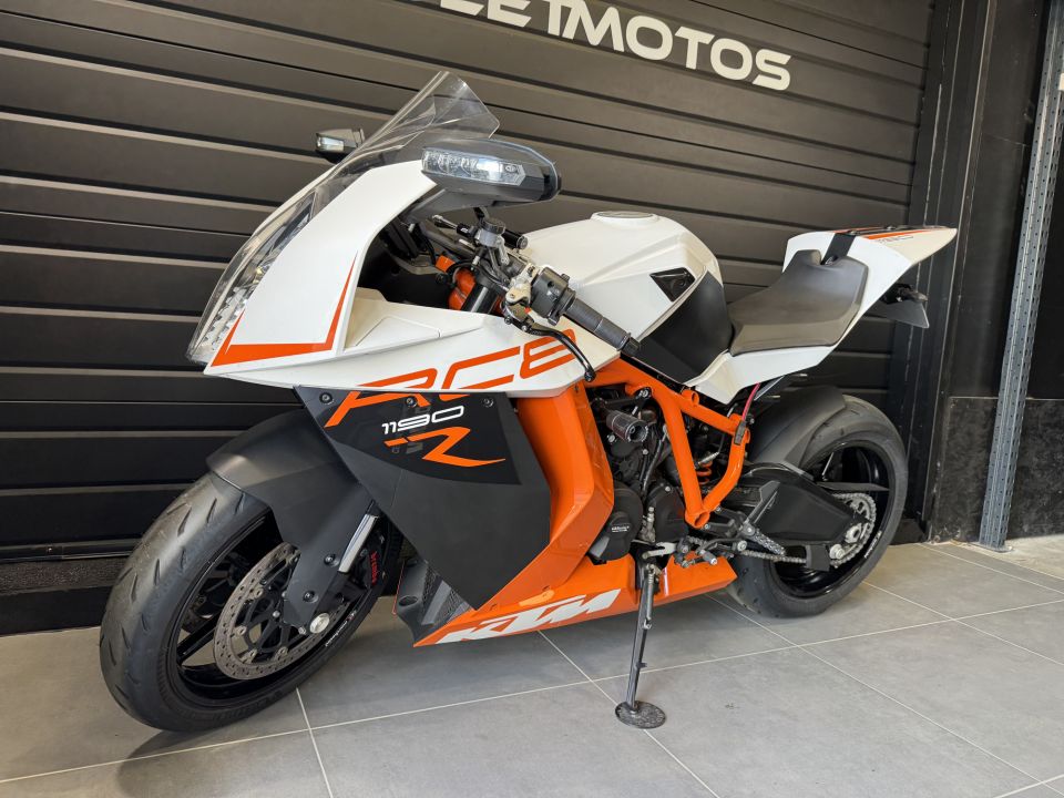 KTM RC8 R 4