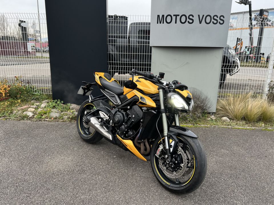 TRIUMPH STREET TRIPLE 765 RS 4