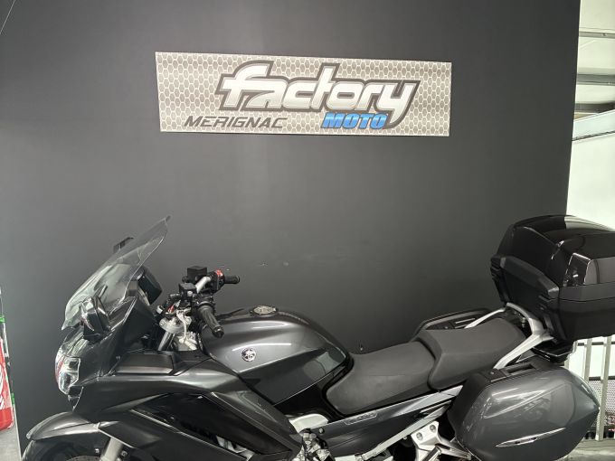 YAMAHA FJR 1300 4