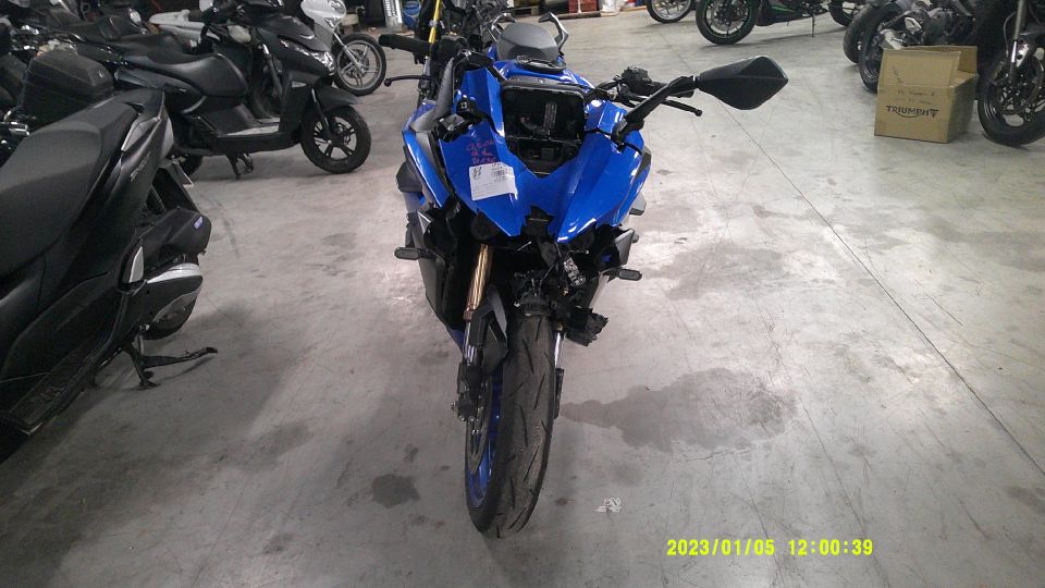 SUZUKI GSX-S 1000 GT 4