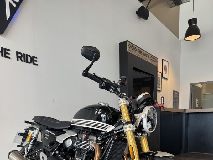 TRIUMPH SPEED TWIN 1200 4