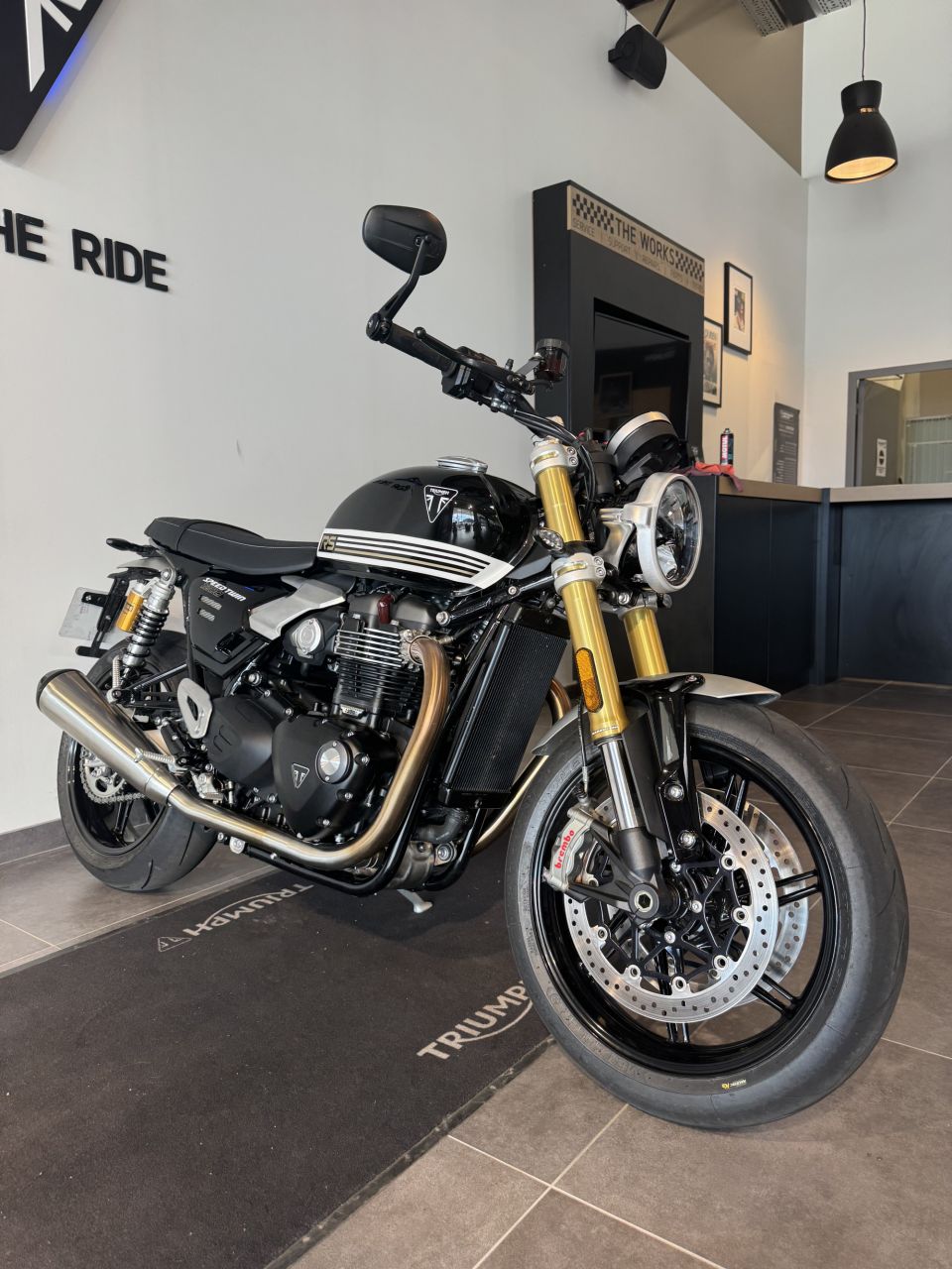 TRIUMPH SPEED TWIN 1200 4