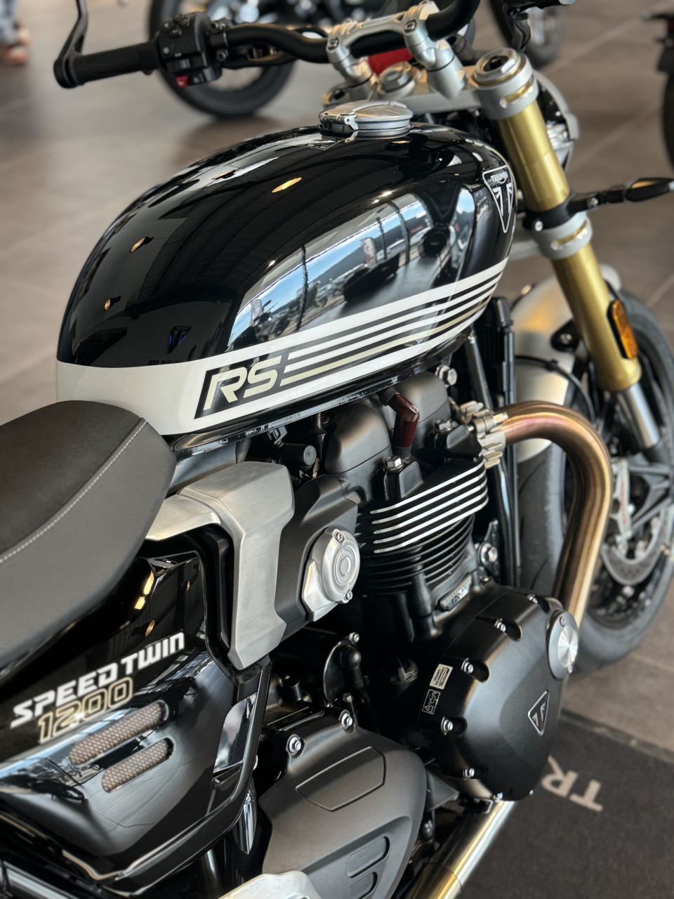 TRIUMPH SPEED TWIN 1200 4