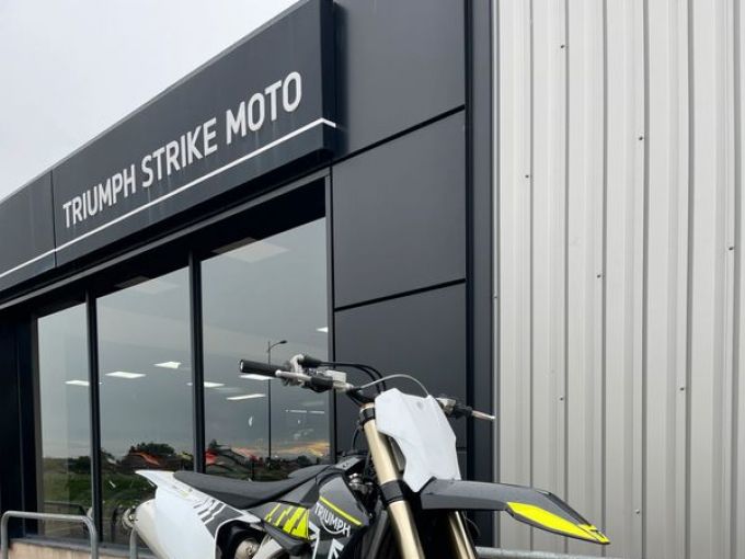 TRIUMPH TF 250-X 4
