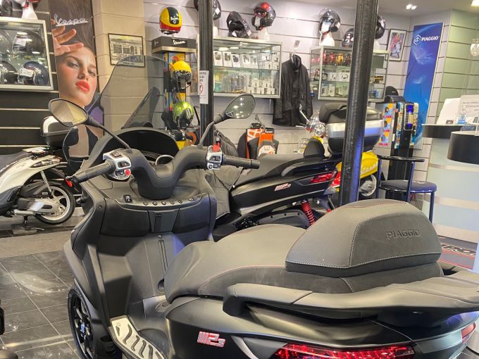 PIAGGIO MP3 500 4