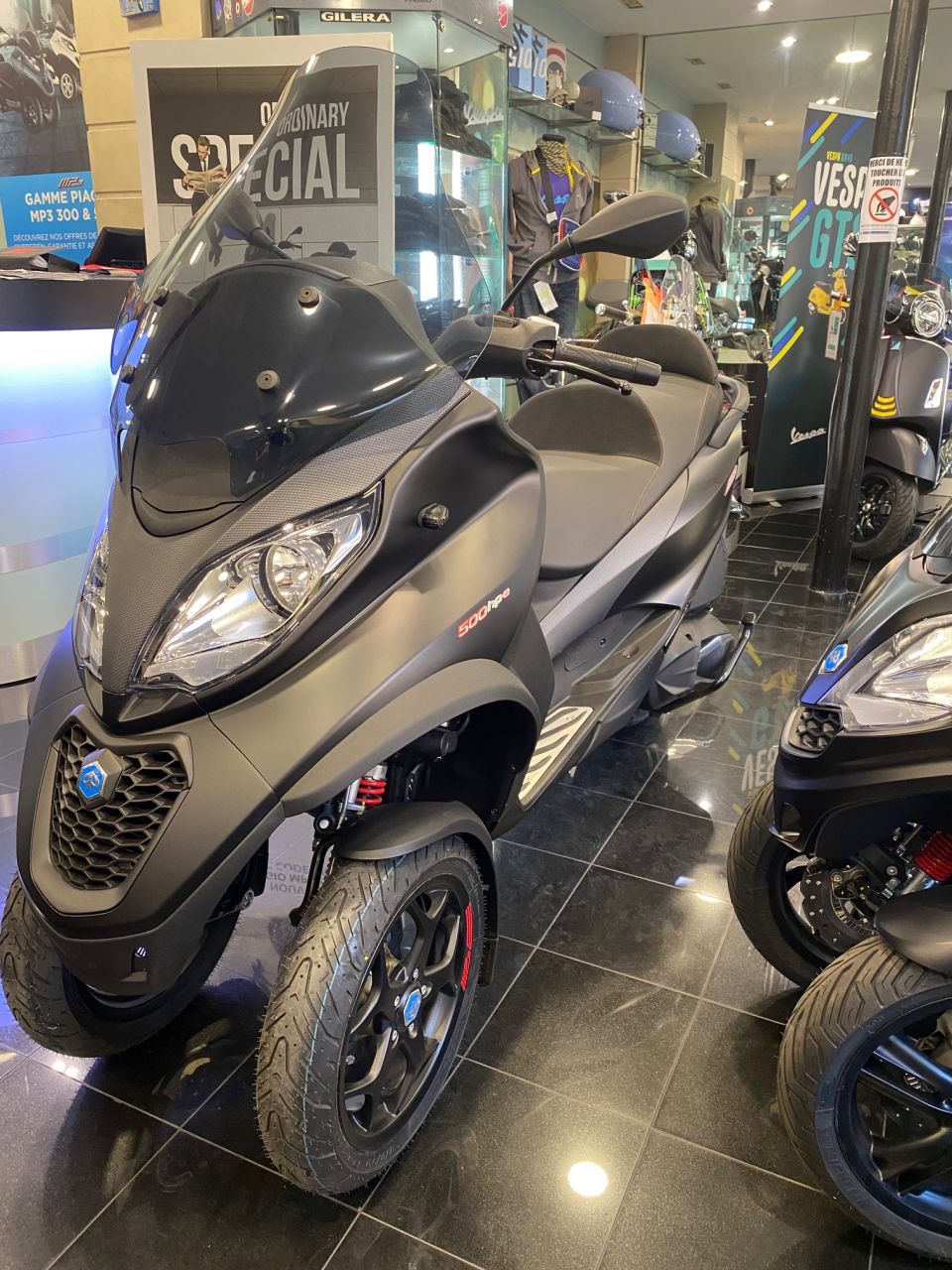 PIAGGIO MP3 500 4